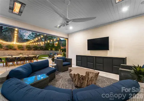 Covered patio with outdoor TV