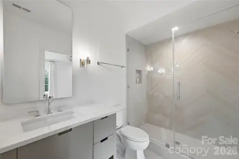 Bathroom 4