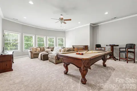 Upstairs Bonus Billiards room