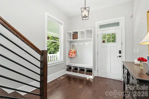 Foyer/entryway with drop zone