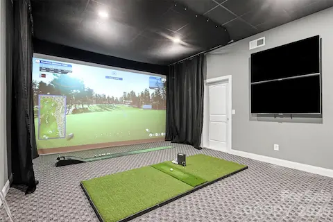 Golf Simulator room/Theater room