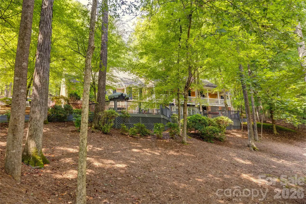 129 Overbrook Drive NE, Concord, NC