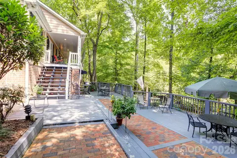 Beautiful decks and seating