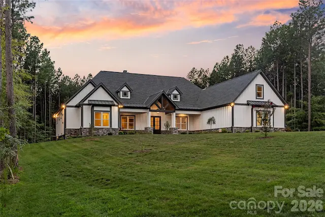 154 Emerald Creek Drive, Troutman, NC