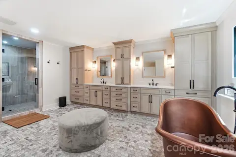 Huge walk-in shower