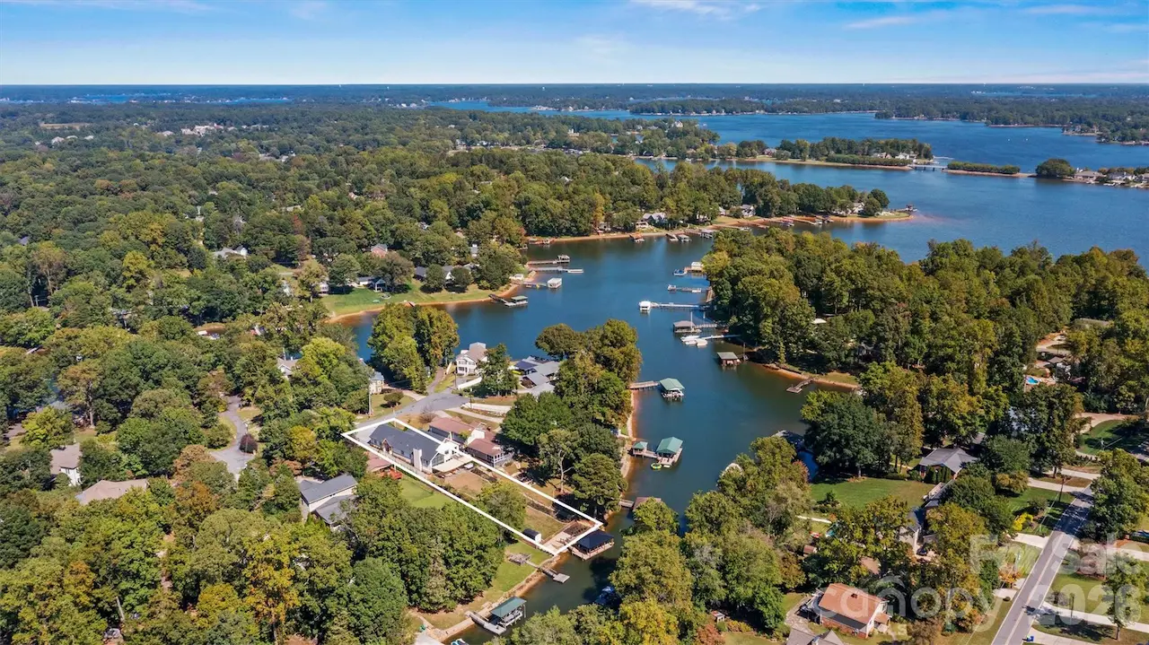 7834 Green Cove Court, Denver, NC