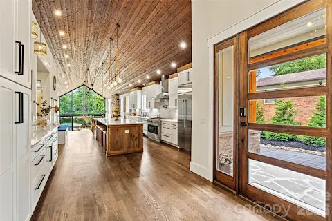 Must see chef's kitchen!