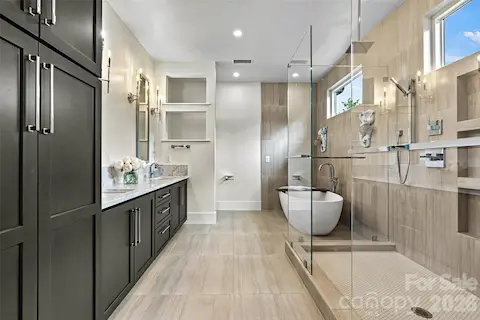 Primary bath