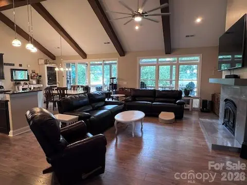 Open Floorplan with Great Room, Kitchen and Dining Room all flowing together for ease of entertainment and family time