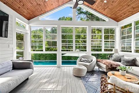 Easy Breeze 3-seasons room