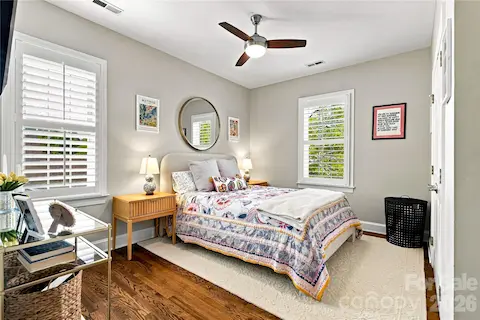 Upstairs bedroom #2