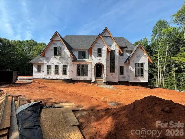 1051 Ventosa Drive, Denver, NC