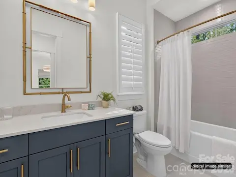 Bedroom 3 Ensuite Bathroom