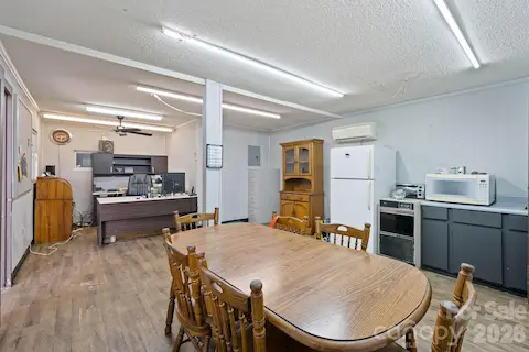 Office area in building w/half bath