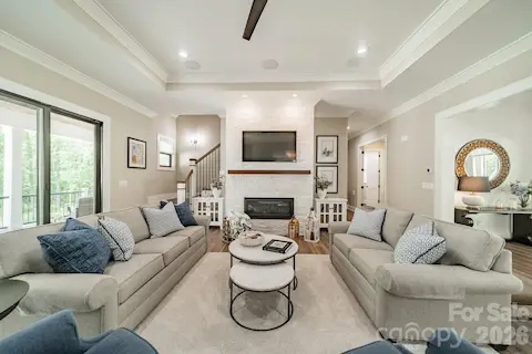 Quartz-Faced Gas Fireplace