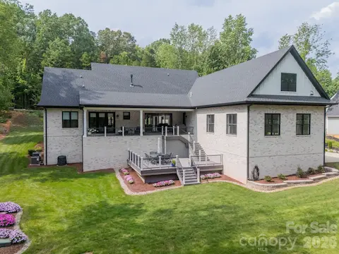 Multiple Outdoor Living Spaces