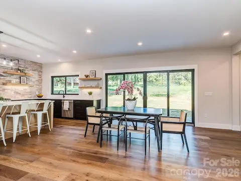 Kitchen/dining area