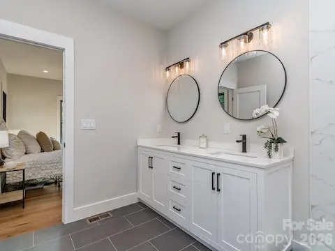 Ensuite double vanity