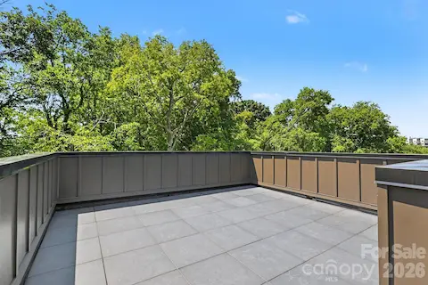Vast finished terrace
