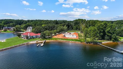 Private Lake Norman living