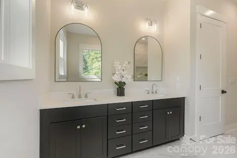 Dual raised vanity