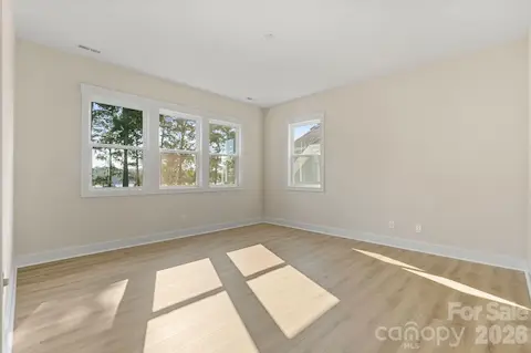 4th bedroom with water views