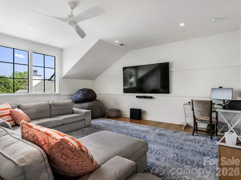 Bonus Room