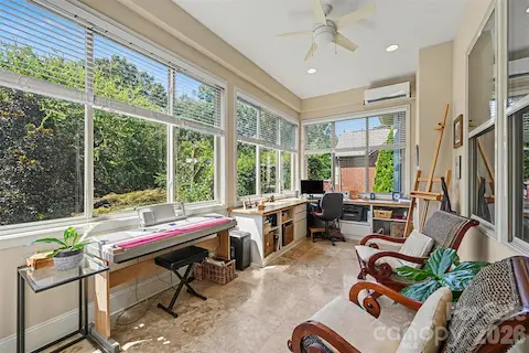 Sunroom/Office