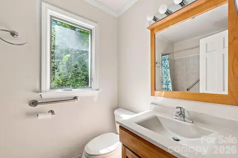 Primary Full Bath