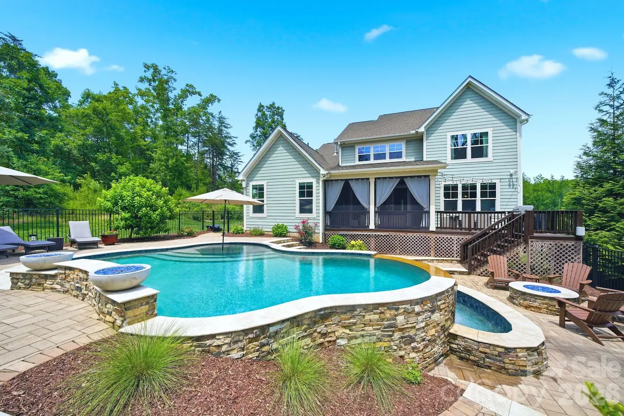 4219 Island Fox Lane, Denver, NC