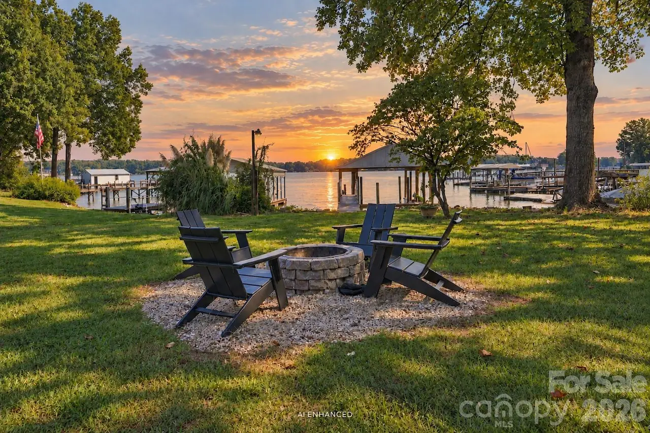 4954 Moonlite Bay Drive, Sherrills Ford, NC