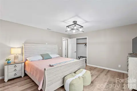 Bedroom #1