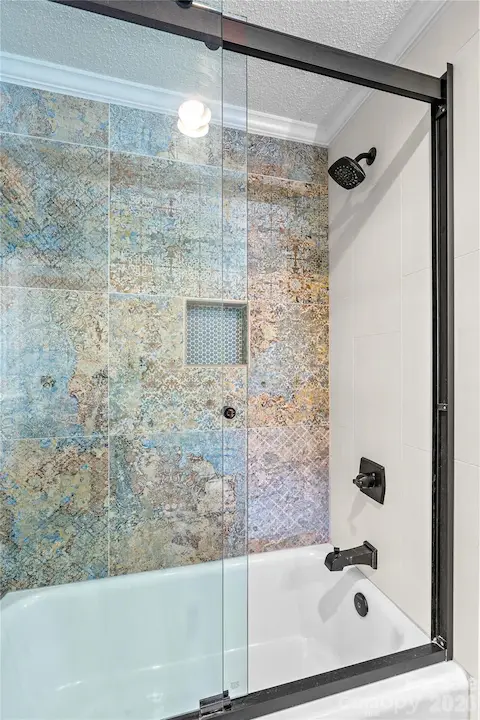 Main floor shower and tub