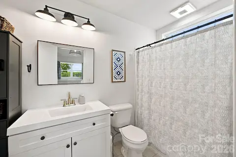 Ensuite primary bath