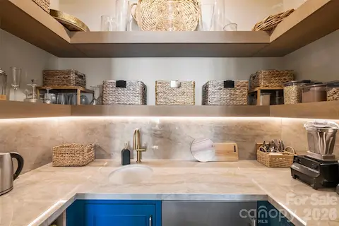 Wet Bar