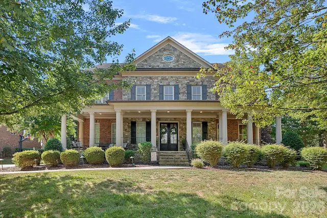 1104 Longwood Court, Matthews, NC