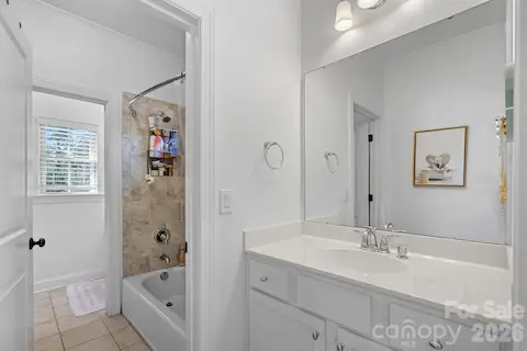 Jack-n-Jill style bathroom