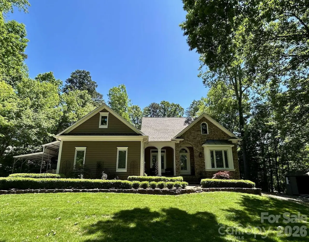 8152 Deep Water Lane, Denver, NC