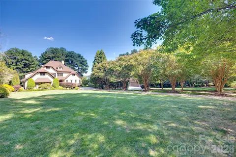 Large flat front yard
