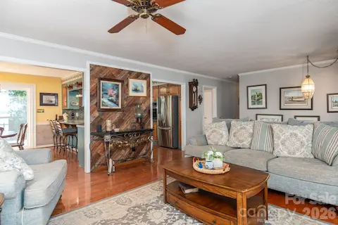 open space from Living room into kitchen